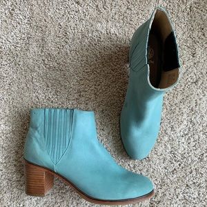 Samantha Pleet x Wolverine 1000 mile boots